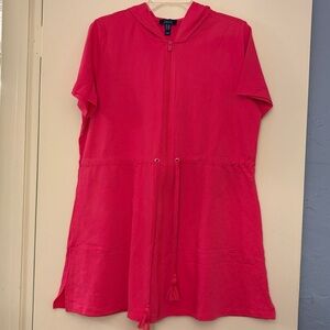 D&co Reach Vibrant Pink Short Sleeve resortwear pool beach swim cover up, LP